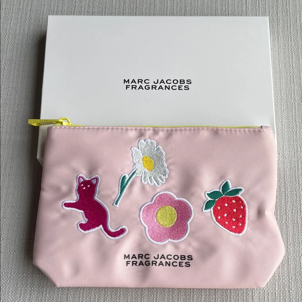 Marc Jacobs Fragrances Pink cosmetics makeup Pouch